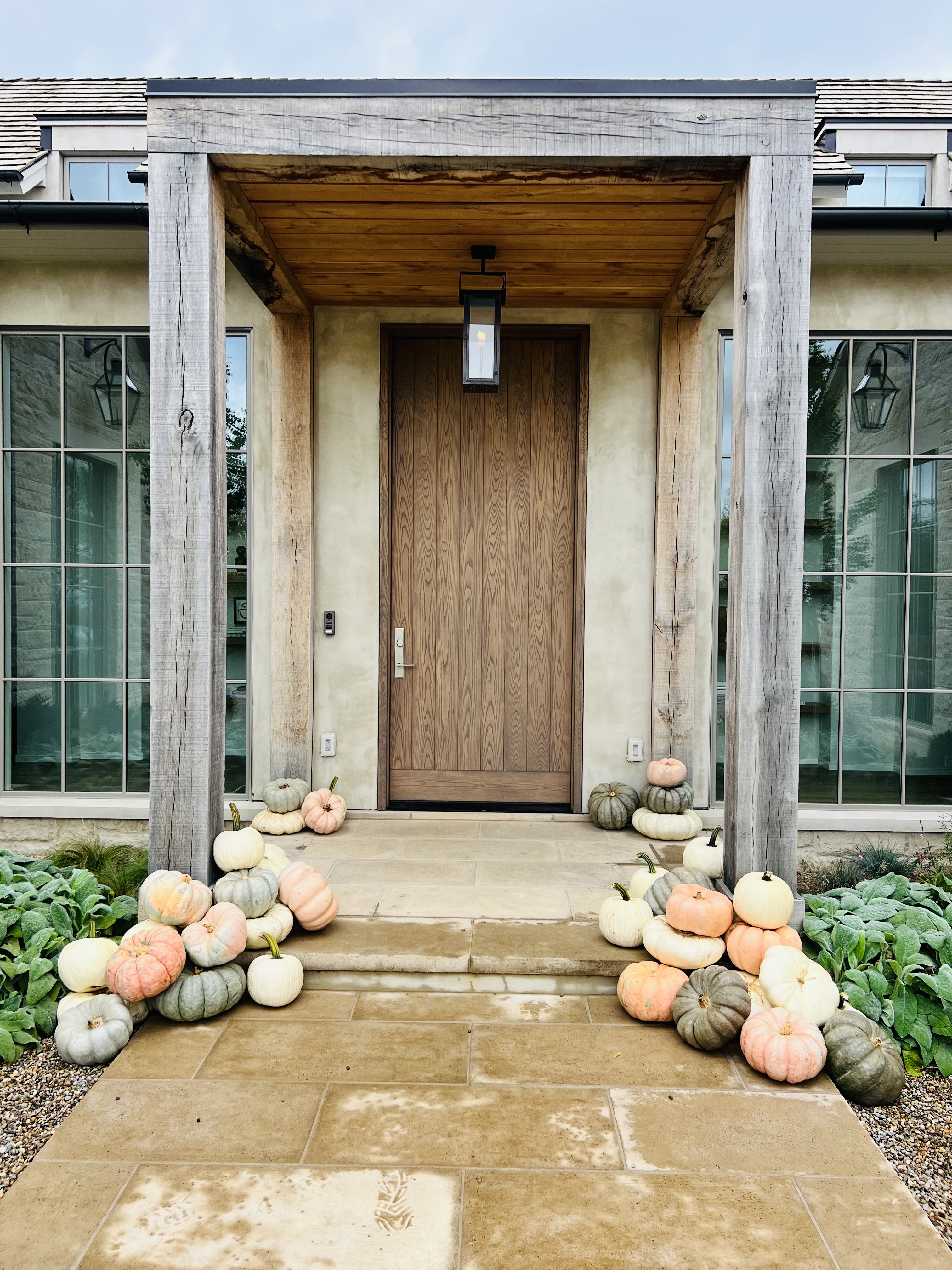 A stunning neutrals pumpkin porch display by This Pumpkin Porch